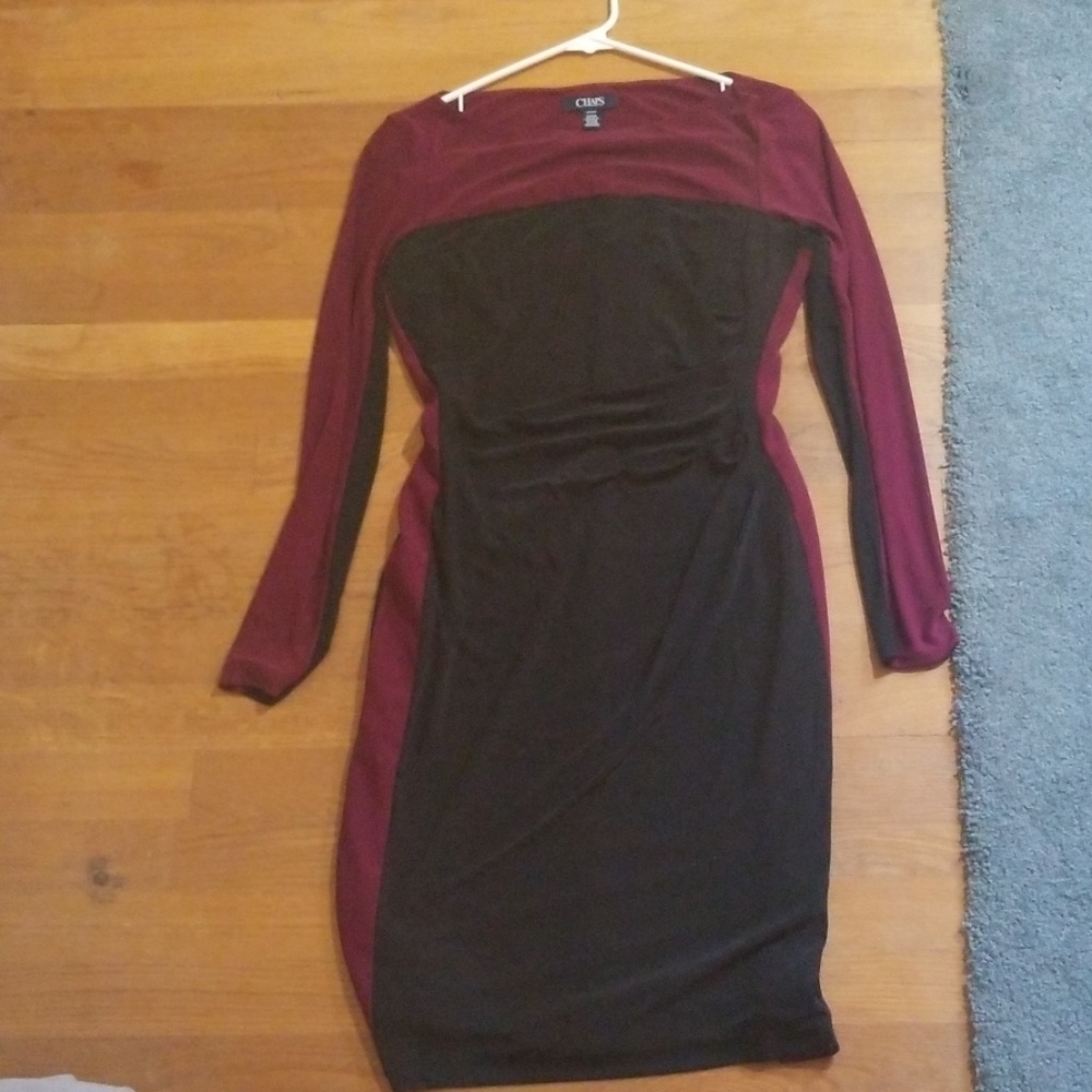 Chaps long sleeve black and burgundy dress